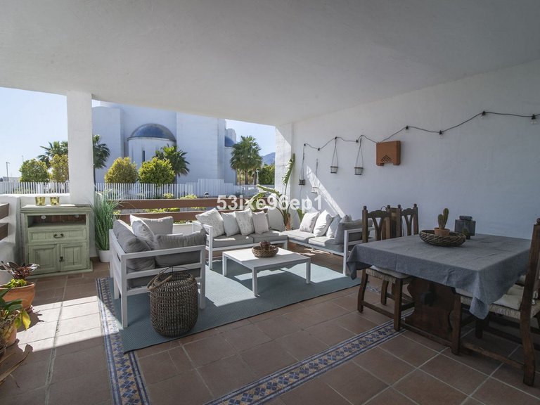 Apartment for Sale in Selwo, Malaga 6