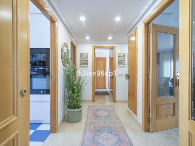 Apartment for Sale in Selwo, Malaga 8