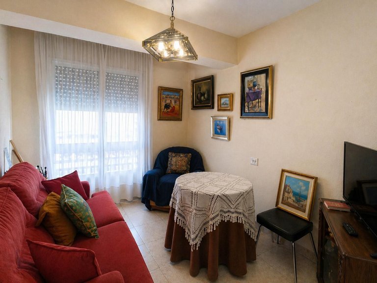 Apartment for Sale in La Trinidad, Malaga 11