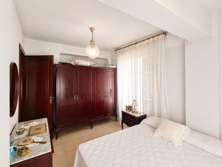 Apartment for Sale in La Trinidad, Malaga 14