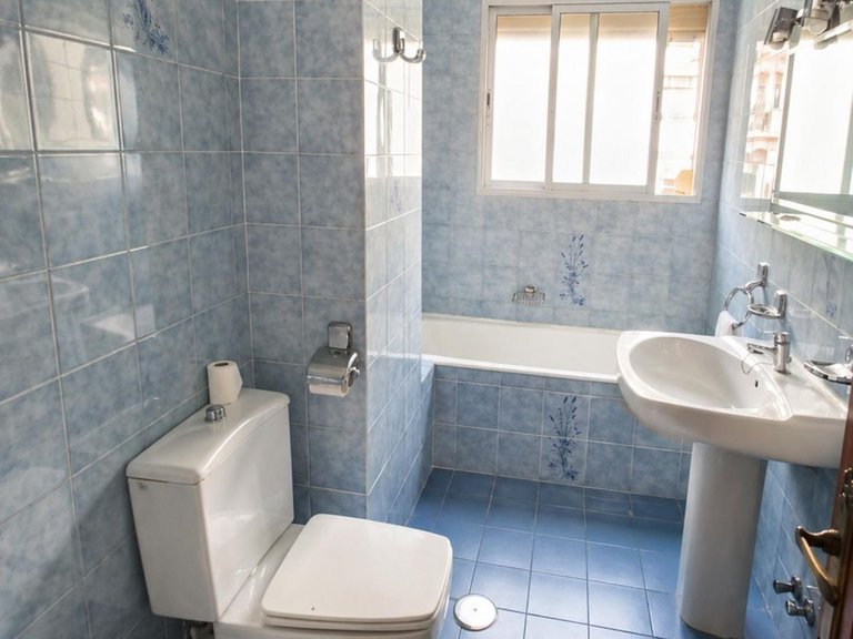Apartment for Sale in La Trinidad, Malaga 15