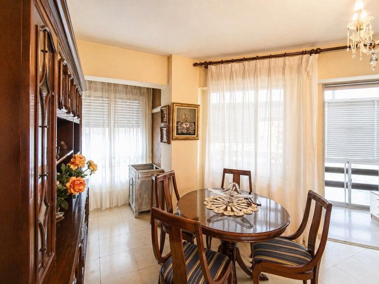 Apartment for Sale in La Trinidad, Malaga 5