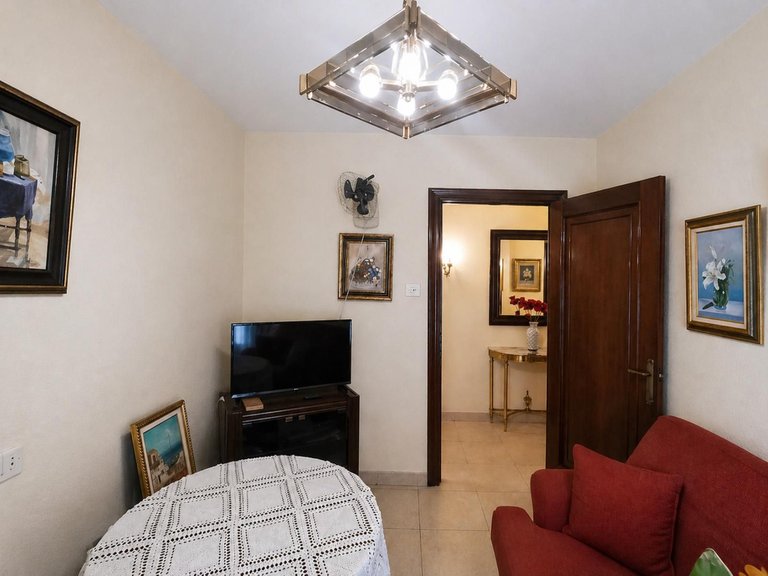 Apartment for Sale in La Trinidad, Malaga 9