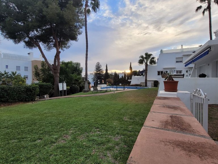 Apartment for Sale in Nueva Andalucía, Malaga 16
