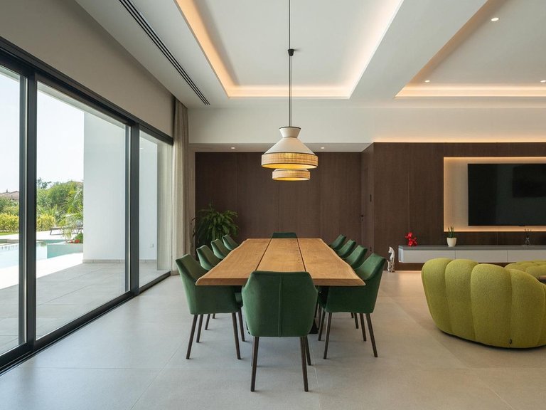 Villa for Sale in Benalmadena Costa, Malaga 10
