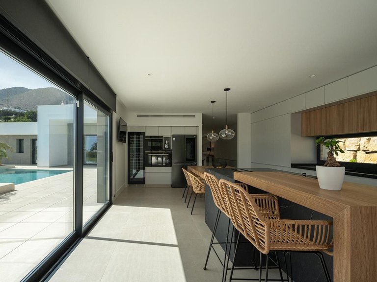 Villa for Sale in Benalmadena Costa, Malaga 14