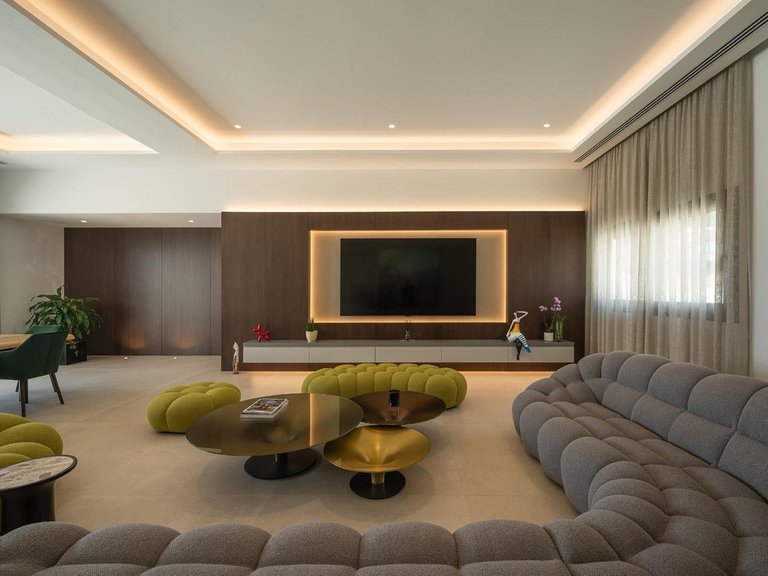 Villa for Sale in Benalmadena Costa, Malaga 8