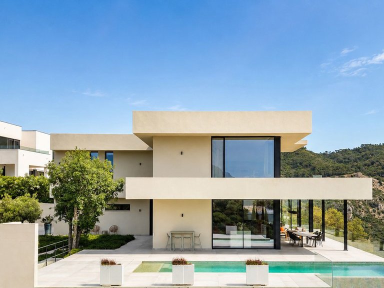 Villa for Sale in Benahavís, Malaga 10