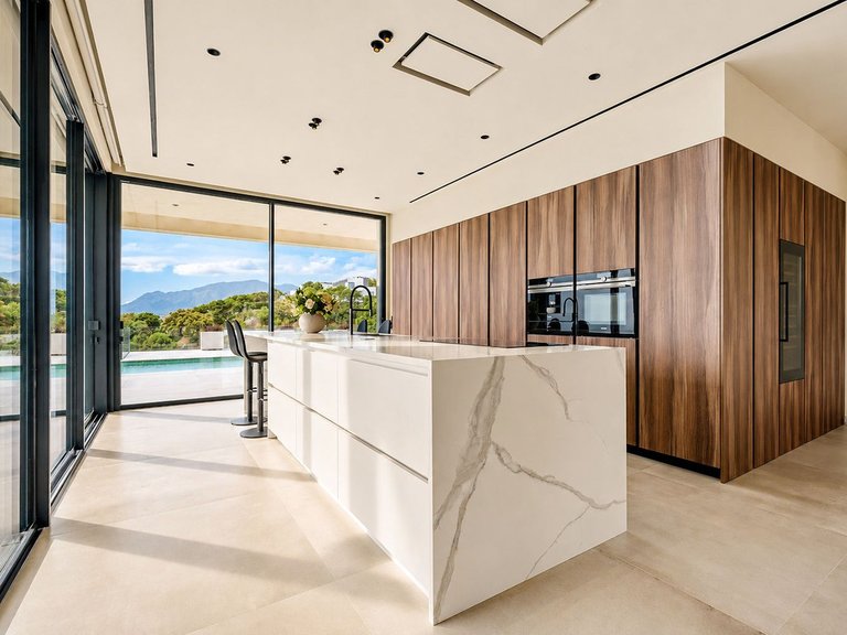 Villa for Sale in Benahavís, Malaga 15
