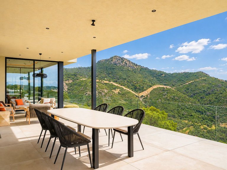 Villa for Sale in Benahavís, Malaga 19