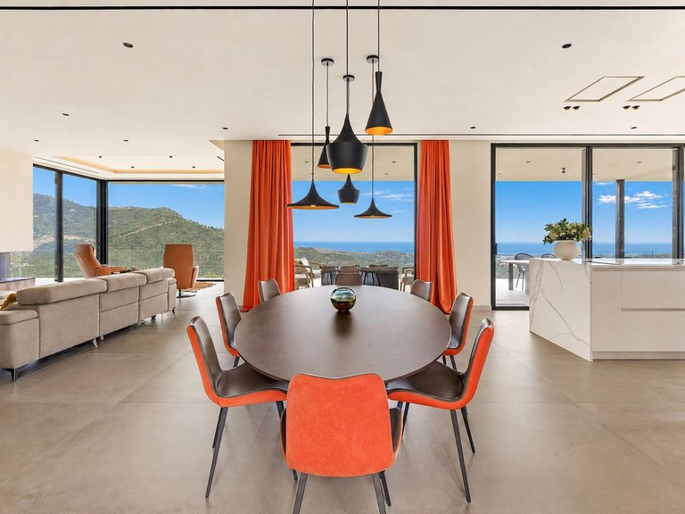 Villa for Sale in Benahavís, Malaga 26