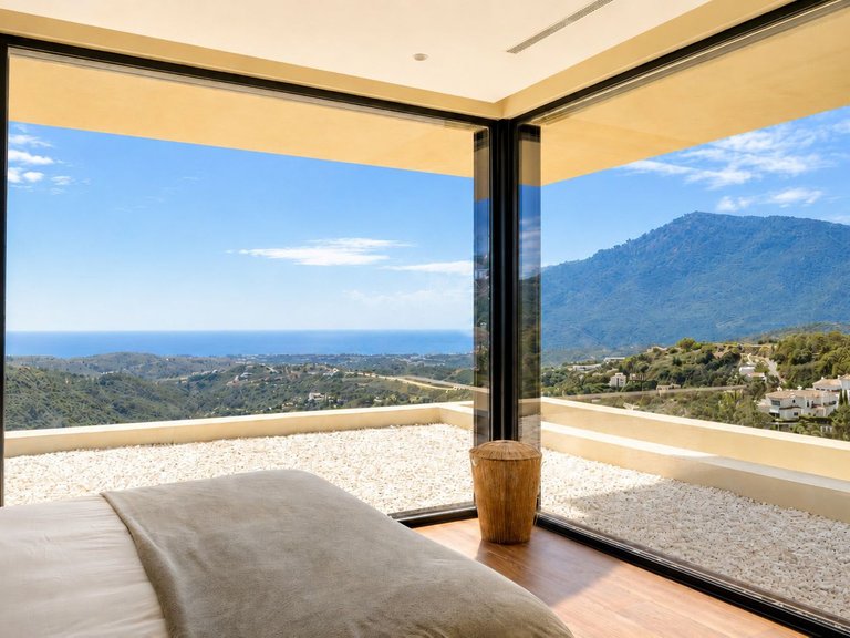 Villa for Sale in Benahavís, Malaga 35