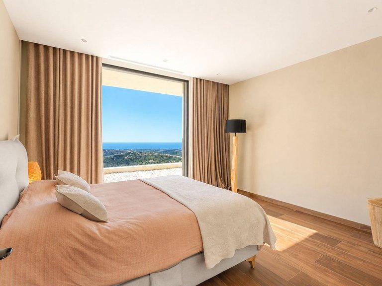 Villa for Sale in Benahavís, Malaga 39