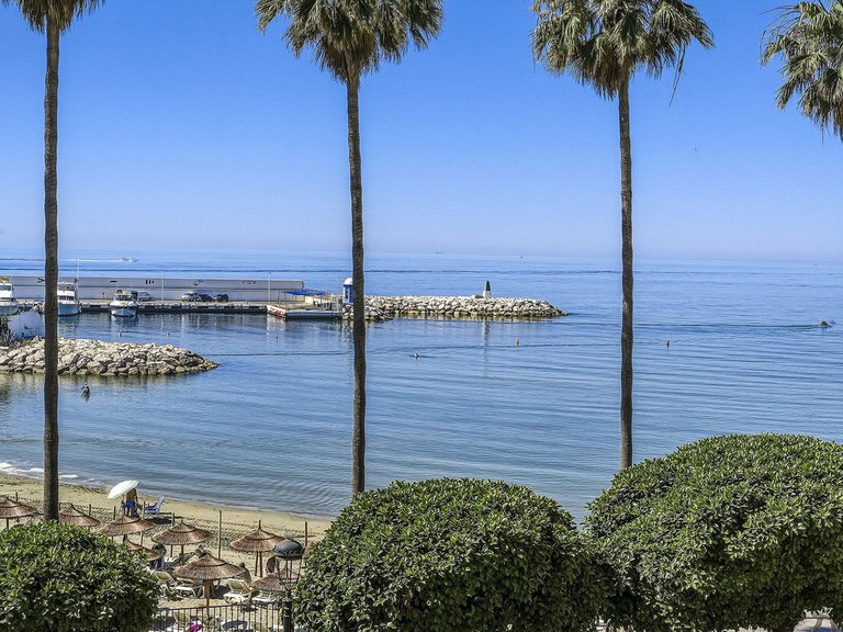 Apartment for Sale in Marbella, Malaga 1