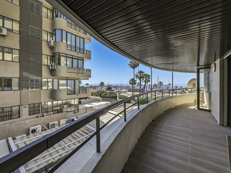 Apartment for Sale in Marbella, Malaga 7