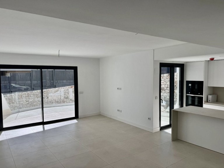 Apartment for Sale in Fuengirola, Malaga 5