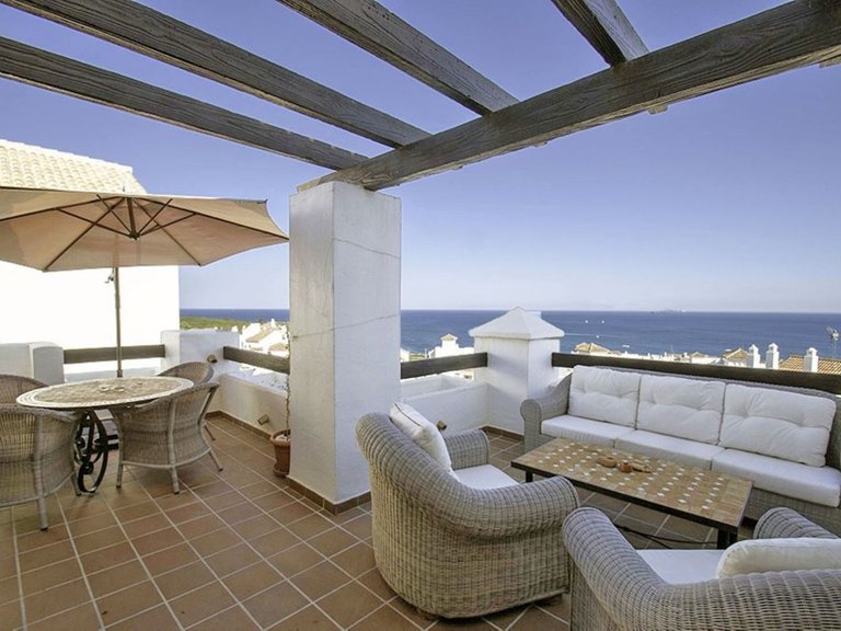 Apartment for Sale in La Alcaidesa, Cadiz 9