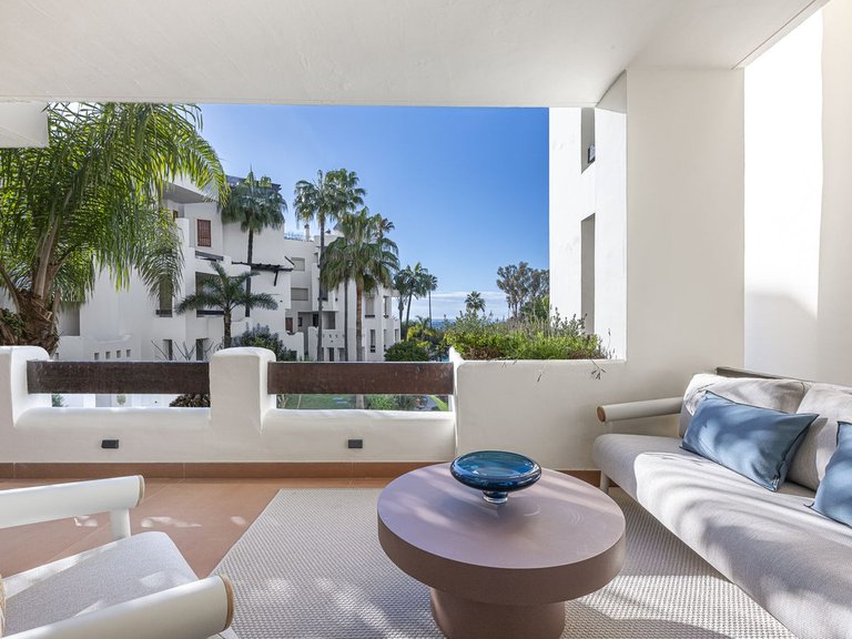 Apartment for Sale in New Golden Mile, Malaga 10