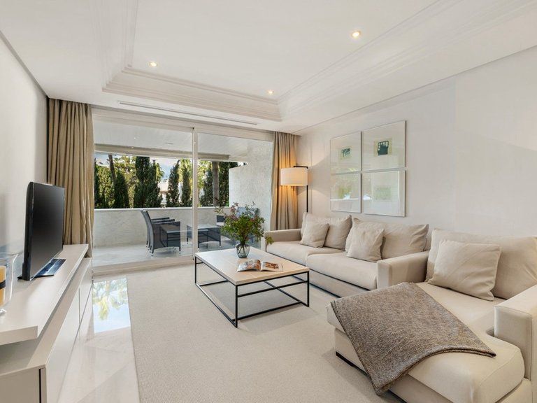 Apartment for Sale in Marbella, Malaga 10