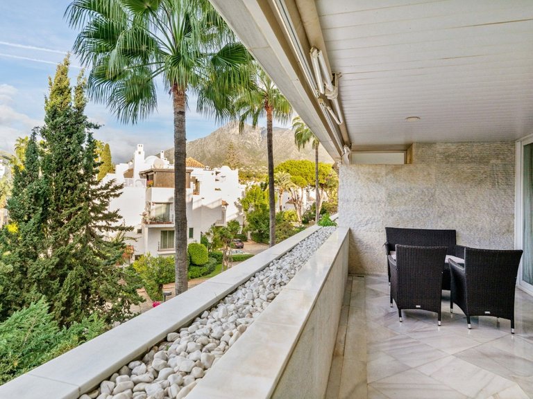Apartment for Sale in Marbella, Malaga 12