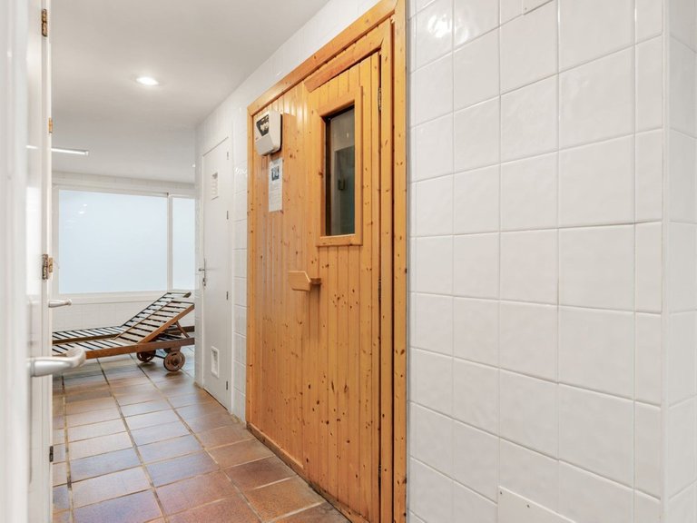 Apartment for Sale in Marbella, Malaga 27
