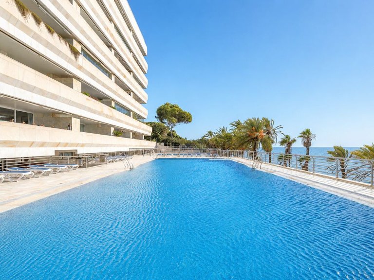 Apartment for Sale in Marbella, Malaga 31