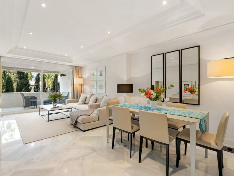 Apartment for Sale in Marbella, Malaga 9