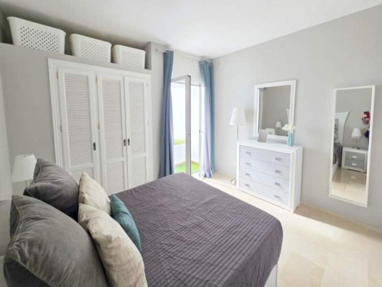 Apartment for Sale in La Duquesa, Malaga 11