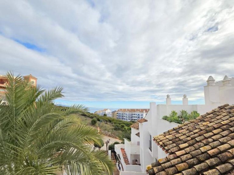 Apartment for Sale in La Duquesa, Malaga 22