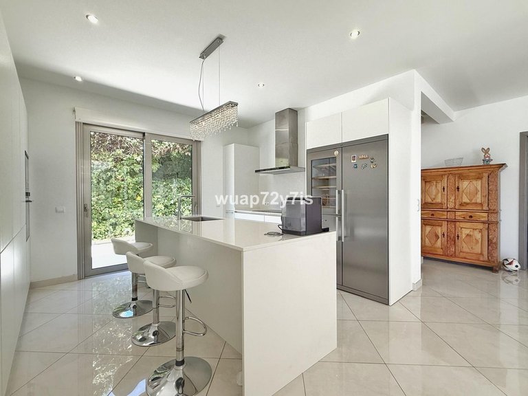 Villa for Sale in Sotogrande, Cadiz 11