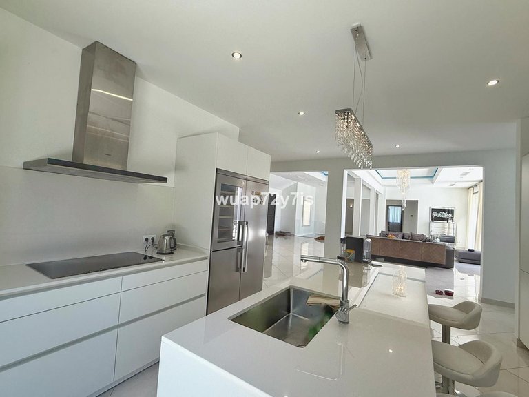 Villa for Sale in Sotogrande, Cadiz 13
