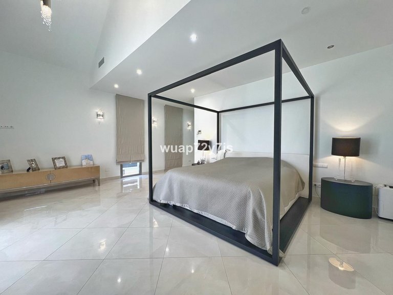 Villa for Sale in Sotogrande, Cadiz 16