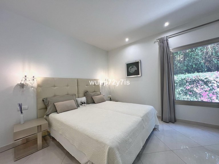 Villa for Sale in Sotogrande, Cadiz 19