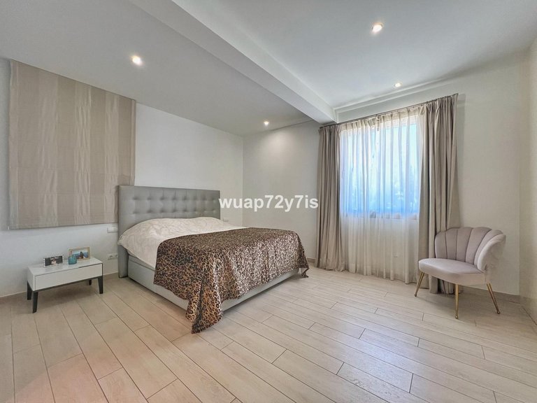 Villa for Sale in Sotogrande, Cadiz 21
