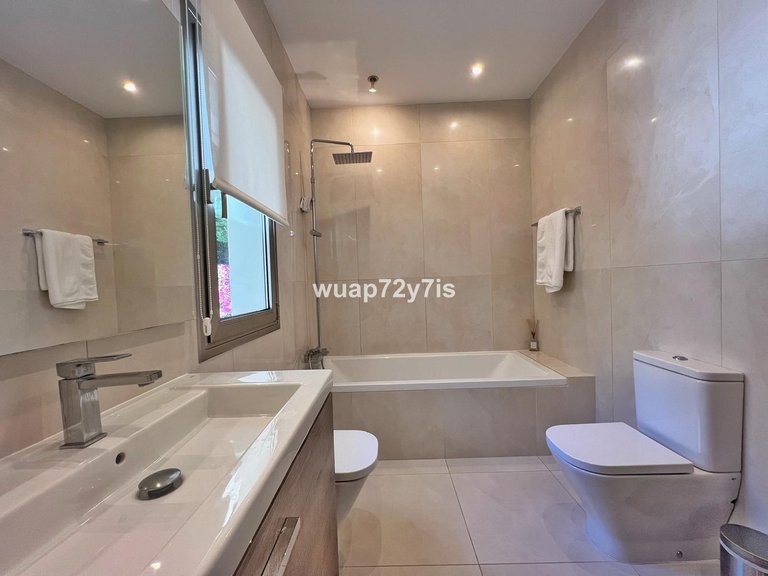 Villa for Sale in Sotogrande, Cadiz 22