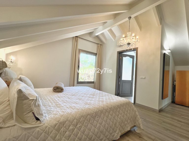 Villa for Sale in Sotogrande, Cadiz 26