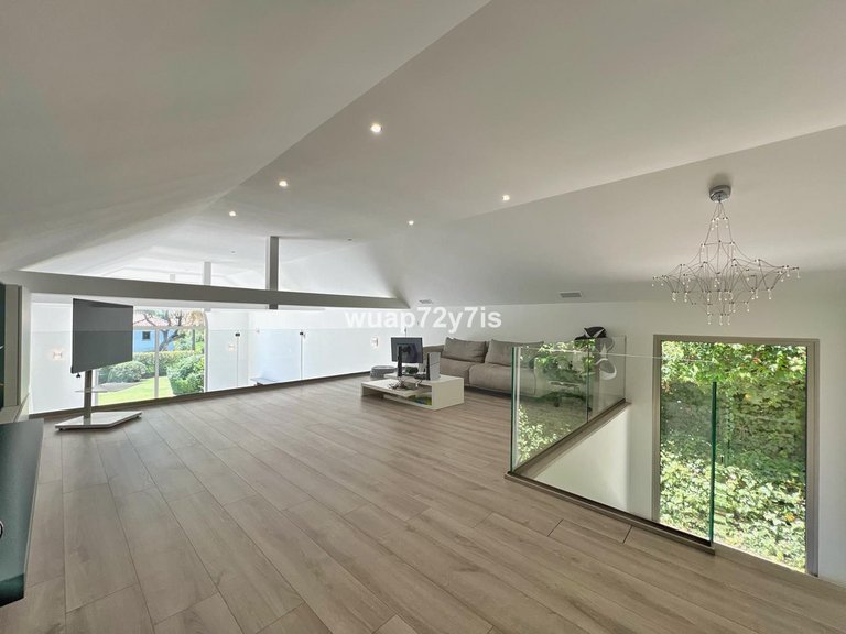 Villa for Sale in Sotogrande, Cadiz 28