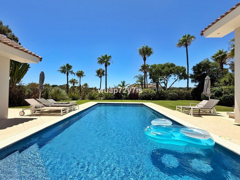 Villa for Sale in Sotogrande, Cadiz 34