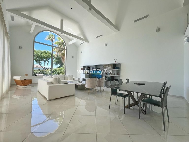 Villa for Sale in Sotogrande, Cadiz 7