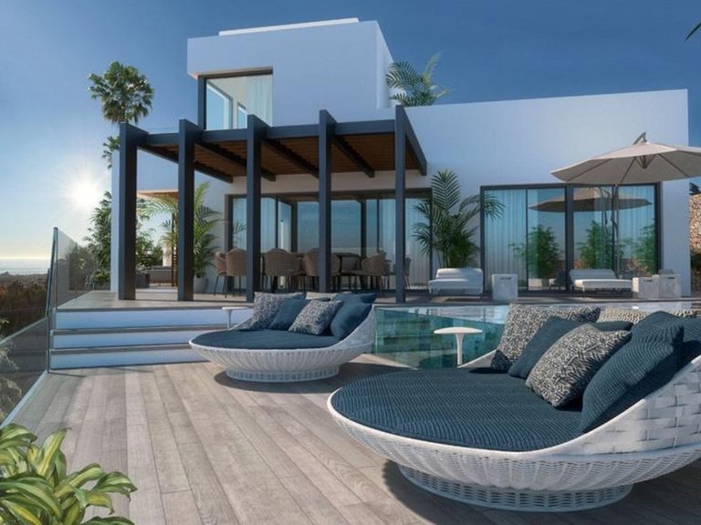 Villa for Sale in Elviria, Malaga 4