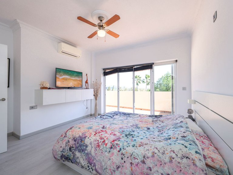 Villa for Sale in Coín, Malaga 25
