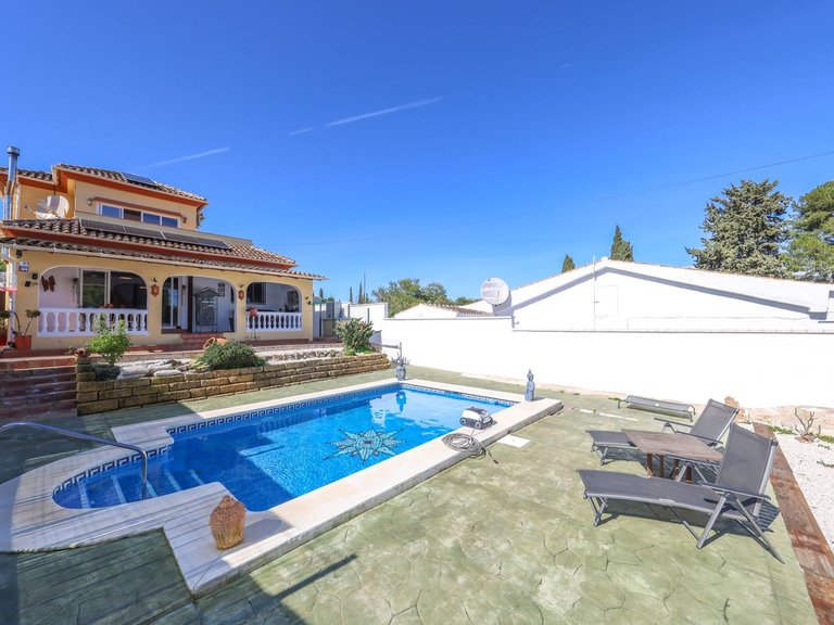 Villa for Sale in Coín, Malaga 39