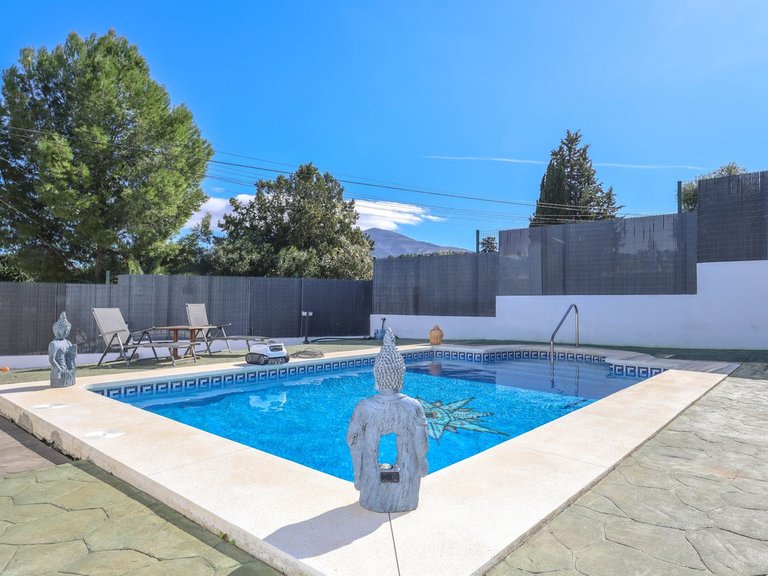 Villa for Sale in Coín, Malaga 42