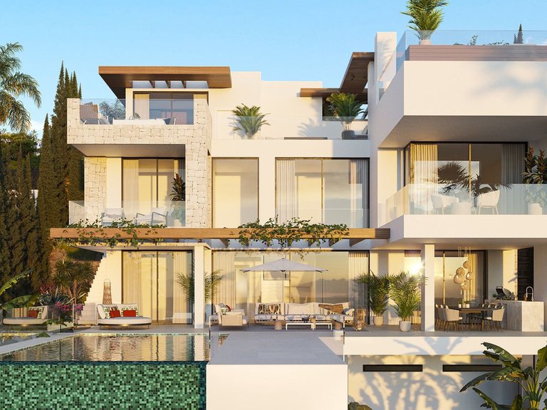 Villa for Sale in Estepona, Malaga 2