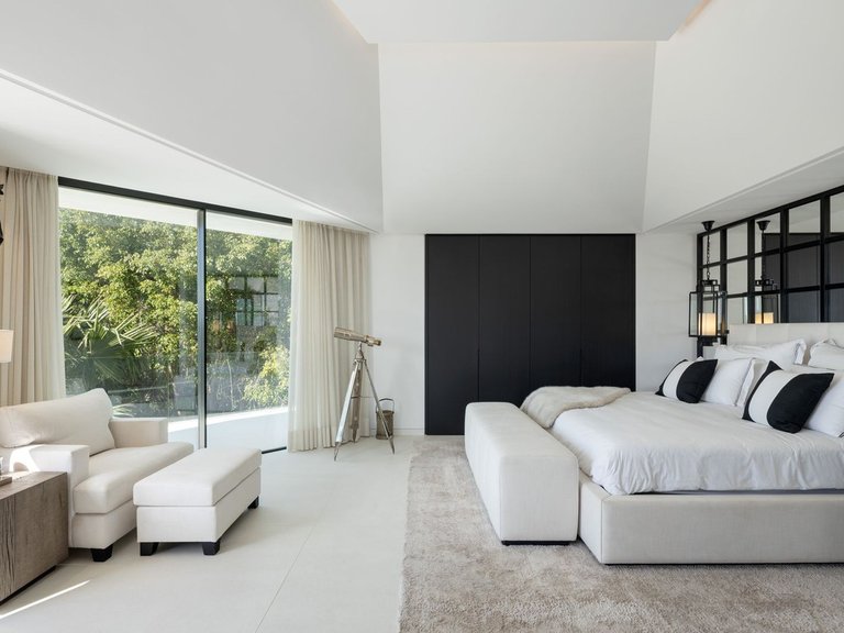 Villa for Sale in Benahavís, Malaga 22