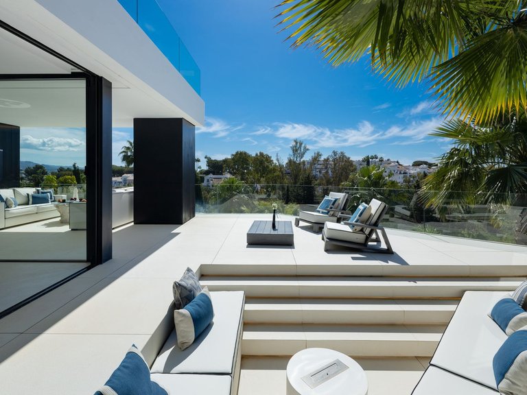 Villa for Sale in Benahavís, Malaga 4