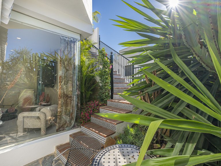 Villa for Sale in The Golden Mile, Malaga 45