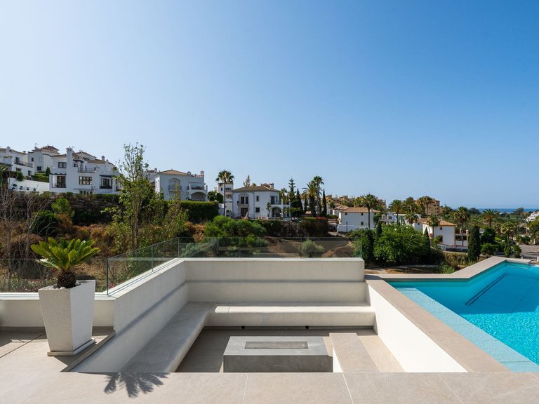 Villa for Sale in Estepona, Malaga 13