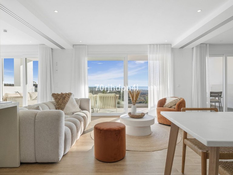 Apartment for Sale in Casares, Malaga 5