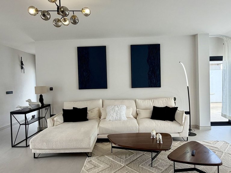 Villa for Sale in Puerto Banús, Malaga 12